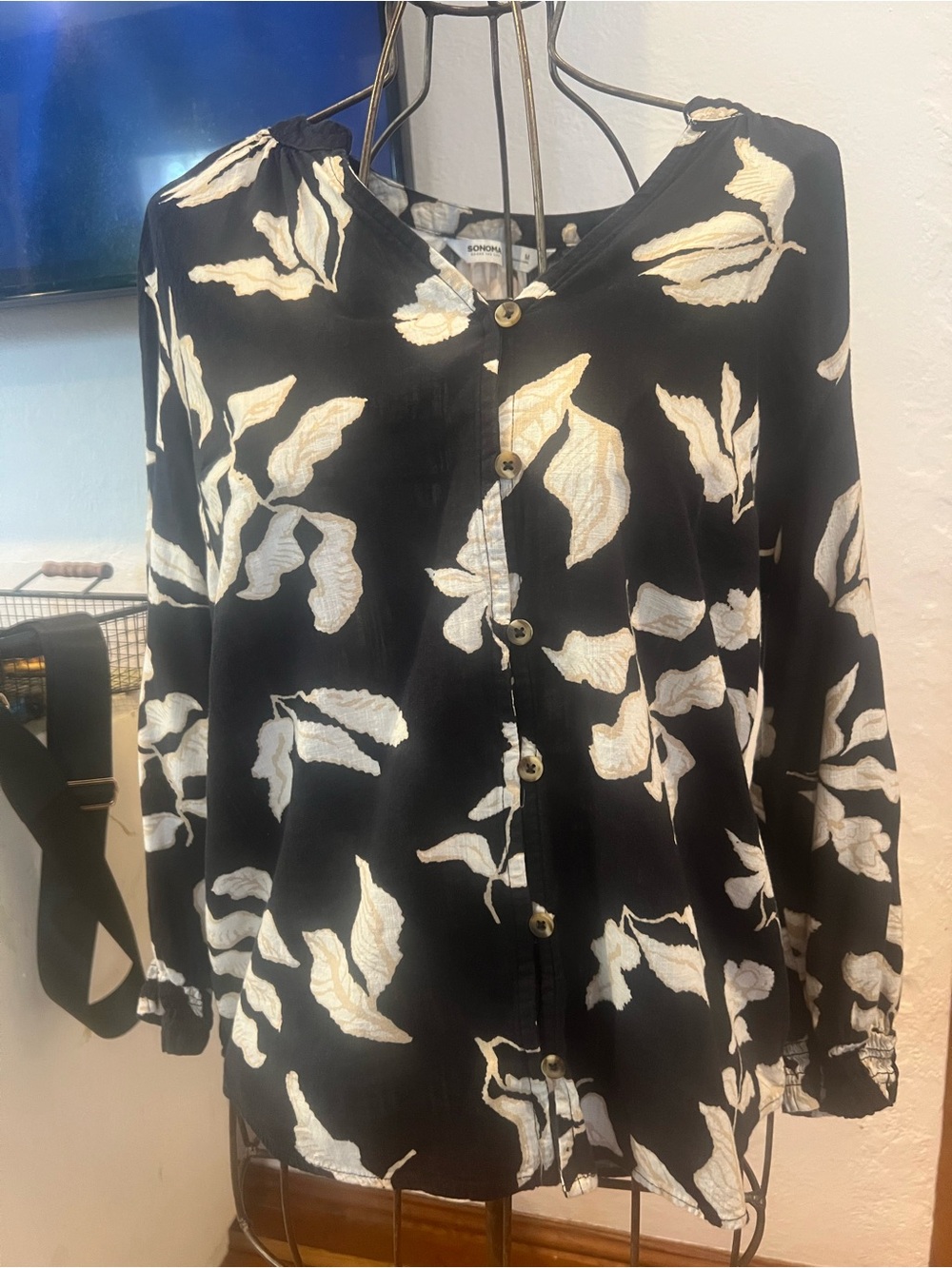 Sonoma Black Button-Front Blouse with Ivory Leaf Print